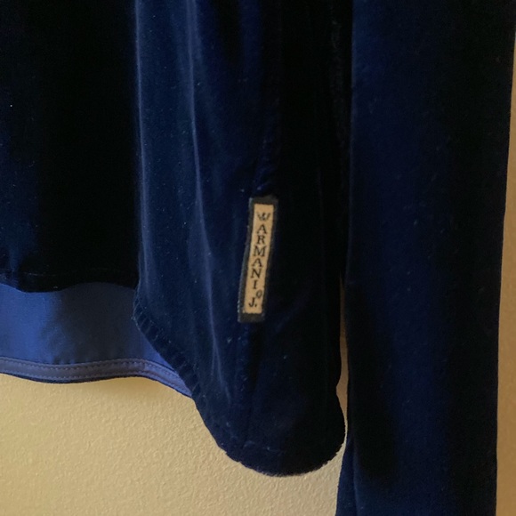Armani Jeans women’s navy blue velvet long sleeve button up top. Good condition. - Picture 4 of 4